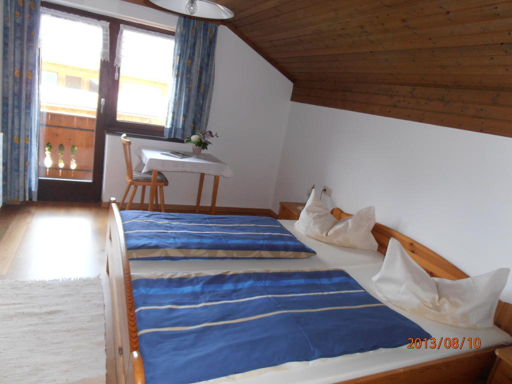 Haus Schneider Apartman Andelsbuch Szoba fotó