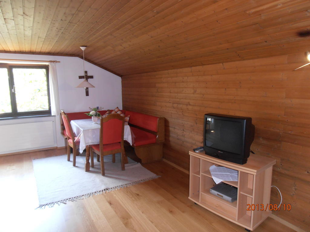 Haus Schneider Apartman Andelsbuch Szoba fotó
